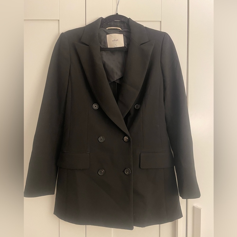 Aritzia (Wilfred) double breasted blazer